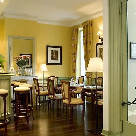 Idol Hotel Parigi