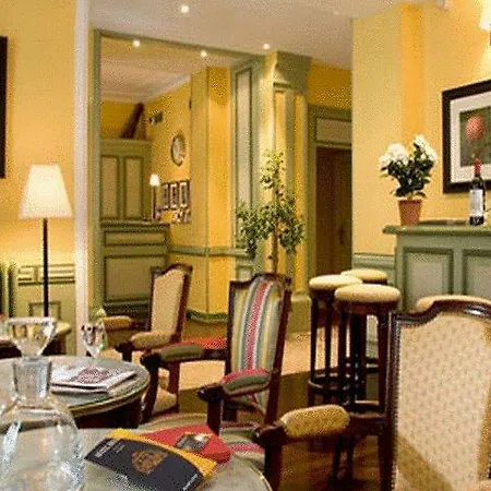 Hotel Idol Parigi